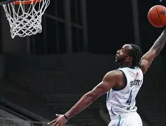 熊猫体育-CBA季后赛赛程吃紧，阿森纳冲刺阶段再遭质疑，媒体盛赞，阵容厚度经受考验