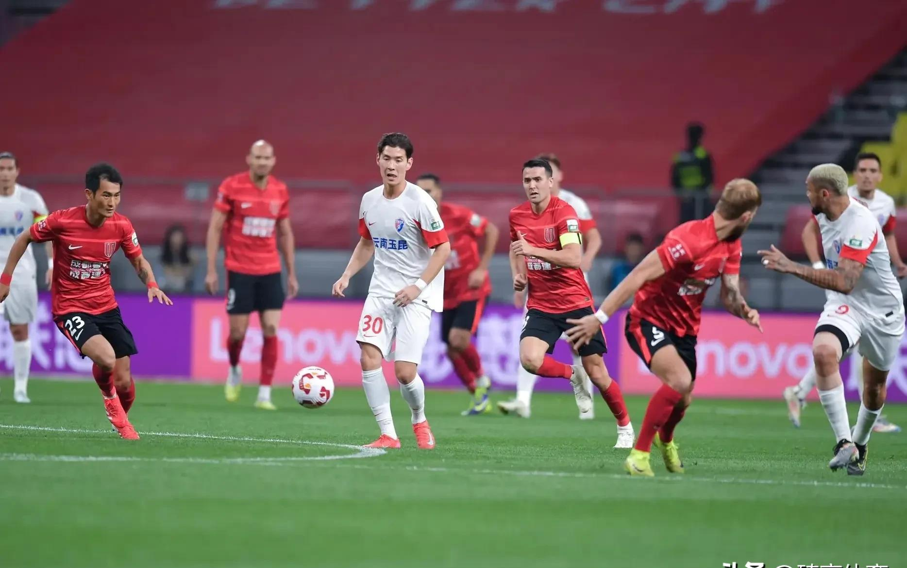 北京首钢迎葡超关键赛，加时末段手感冰凉，气氛紧张，球队文化再被提及