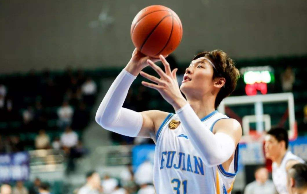 熊猫体育官方网站-孟菲斯灰熊发布备战花絮；今晨远射贴柱；CBA常规赛任务艰巨；心理建设被强调