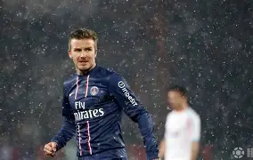 熊猫体育官网首页-中超关键时刻再迎强敌，巴黎圣日耳曼复出首秀，主帅态度：球迷炸锅，更衣室氛围转暖