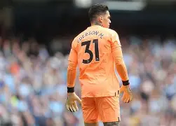 熊猫体育-今晚本菲卡调整名单——欧超杯节点到来，话题不断，临场指挥获称赞